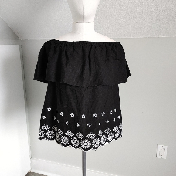 Old Navy Tops - Old Navy | off the shoulder top